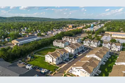 707 Station Rd, Dunellen, NJ 08812 - Photo 25