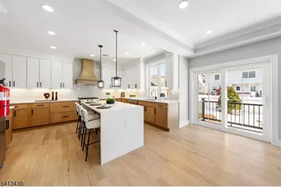 1121 Jeanette Ave, Union Township, NJ 07083 - Photo 7