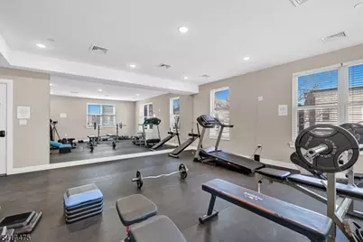 974 Summit Ave #401, Jersey City, NJ 07307 - Photo 37