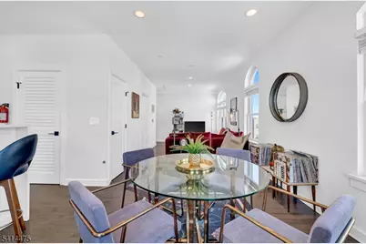 974 Summit Ave #401, Jersey City, NJ 07307 - Photo 15