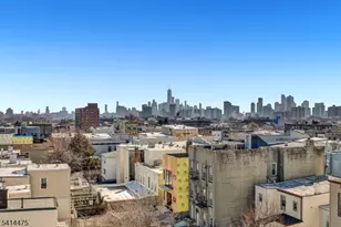 974 Summit Ave, Jersey City, NJ 07307 - Photo 41