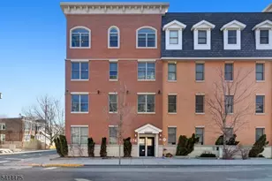 974 Summit Ave, Jersey City, NJ 07307 - Photo 3