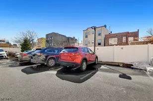 974 Summit Ave, Jersey City, NJ 07307 - Photo 47