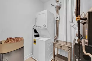 974 Summit Ave, Jersey City, NJ 07307 - Photo 35