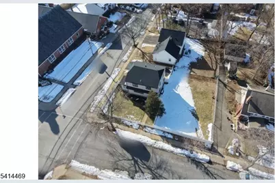 266 Elm Ave, Teaneck Township, NJ 07666 - Photo 19