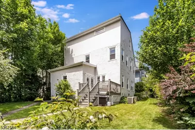 5 Canterbury Dr, Montclair, NJ 07042 - Photo 31