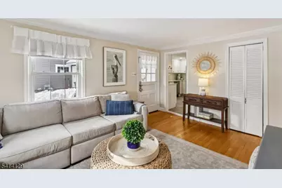 17 Cherokee Rd, Cranford Township, NJ 07016 - Photo 5