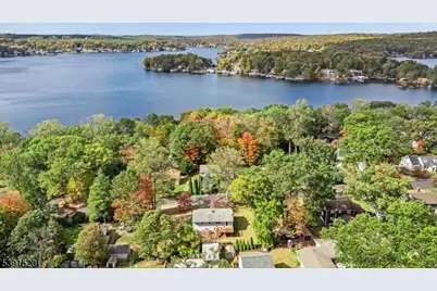 145 Schwarz Blvd, Jefferson Township, NJ 07849 - Photo 33