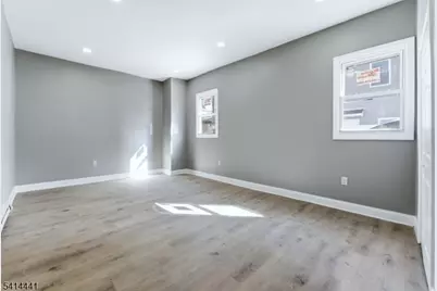 615 E 22nd St, Paterson, NJ 07514 - Photo 11