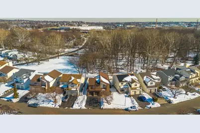 120 Parkside Dr, Union Township, NJ 07083 - Photo 23