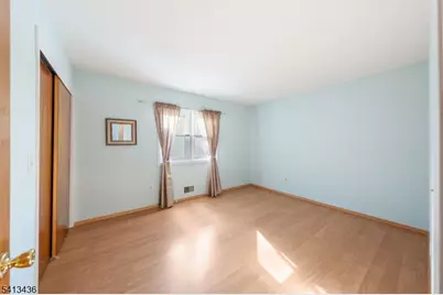 120 Parkside Dr, Union Township, NJ 07083 - Photo 17