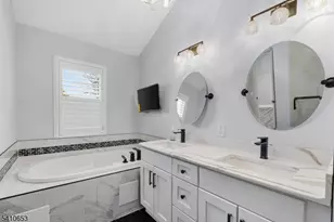 21 Dorchester Dr, Bernards Township, NJ 07920 - Photo 17