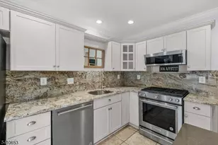 21 Dorchester Dr, Bernards Township, NJ 07920 - Photo 9