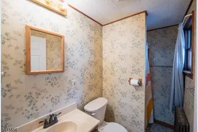 523 Corliss Ave, Phillipsburg, NJ 08865 - Photo 27