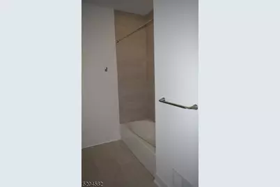 67 Veterans Way, Morris Plains, NJ 07950 - Photo 19