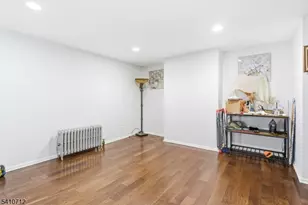 158 S Clinton St, East Orange, NJ 07018 - Photo 9