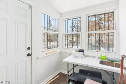 158 S Clinton St, East Orange, NJ 07018 - Photo 11