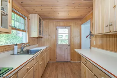 25 Lake Pochung Rd, Vernon, NJ 07461 - Photo 13