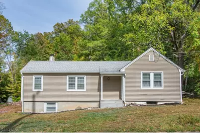 25 Lake Pochung Rd, Vernon, NJ 07461 - Photo 23