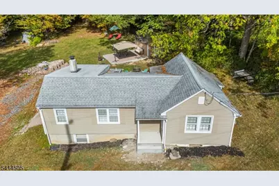 25 Lake Pochung Rd, Vernon, NJ 07461 - Photo 27