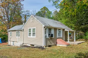 25 Lake Pochung Rd, Vernon, NJ 07461 - Photo 25