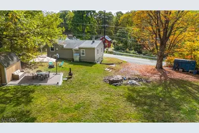 25 Lake Pochung Rd, Vernon, NJ 07461 - Photo 35