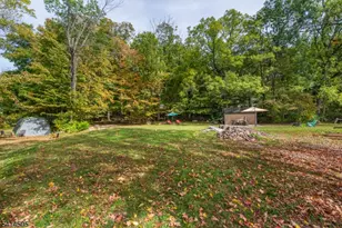 25 Lake Pochung Rd, Vernon, NJ 07461 - Photo 21