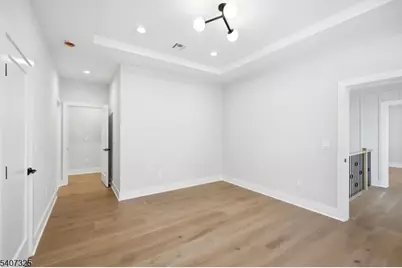 1 Breton Pl, Livingston, NJ 07039 - Photo 15