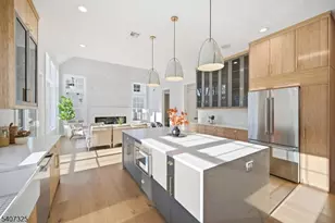 1 Breton Pl, Livingston, NJ 07039 - Photo 11