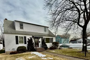 20 Broadway, Clark Township, NJ 07066 - Photo 1