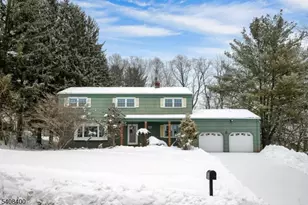 7 Manchester Dr, Hanover Township, NJ 07981 - Photo 1