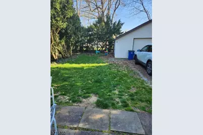 10-14 Almira #1, Bloomfield, NJ 07003 - Photo 5