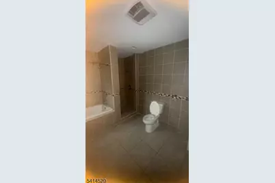 700 Park Ave #3, Elizabeth, NJ 07208 - Photo 5