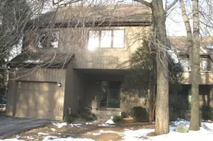 19 Robertson Ct, Morristown, NJ 07960 - Photo 1