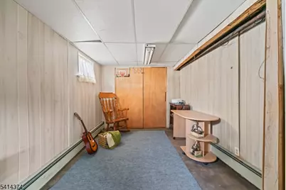 200 Page Ave, Lyndhurst Township, NJ 07071 - Photo 11