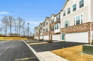 7 Peckwell St, Mount Olive, NJ 07828 - Photo 3