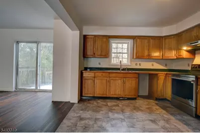 74 Camp Ln, Fairfield, NJ 07004 - Photo 13