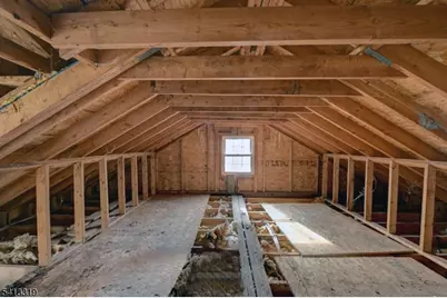 74 Camp Ln, Fairfield, NJ 07004 - Photo 29