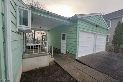 230 Macdonald Dr, Wayne, NJ 07470 - Photo 3