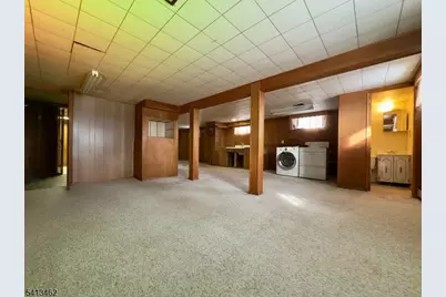 230 Macdonald Dr, Wayne, NJ 07470 - Photo 23