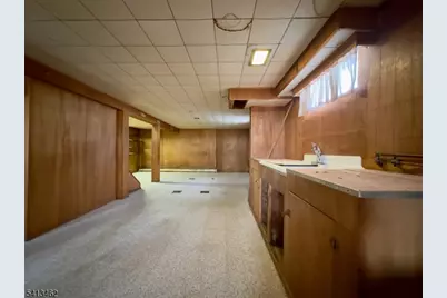 230 Macdonald Dr, Wayne, NJ 07470 - Photo 25