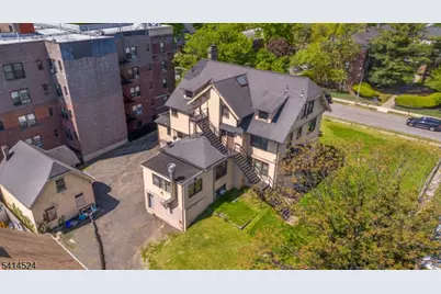 146 S Munn Ave, East Orange, NJ 07018 - Photo 43