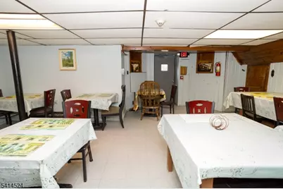 146 S Munn Ave, East Orange, NJ 07018 - Photo 7
