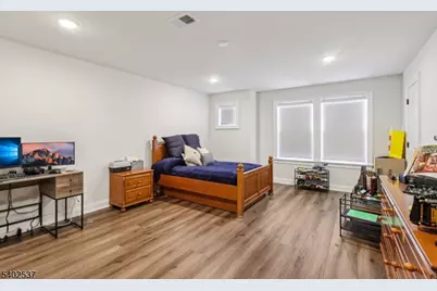 28 Dahlia Dr #28, Warren Township, NJ 07059 - Photo 9