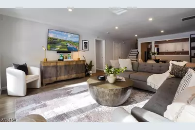 6 Mews Ln, South Orange, NJ 07079 - Photo 5