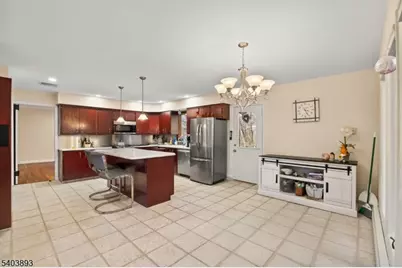 8 Brush Hill Rd, Kinnelon, NJ 07405 - Photo 9