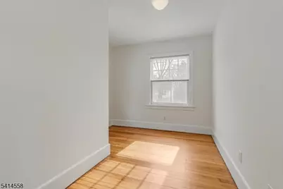 15 Garfield Pl, Montclair, NJ 07043 - Photo 17