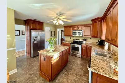 8 Spencer St, Stanhope, NJ 07874 - Photo 5