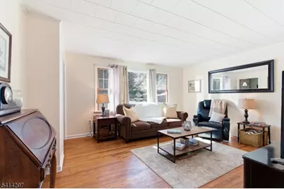 103 W Sunset Blvd, Andover Township, NJ 07860 - Photo 5