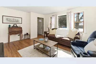 103 W Sunset Blvd, Andover Township, NJ 07860 - Photo 7